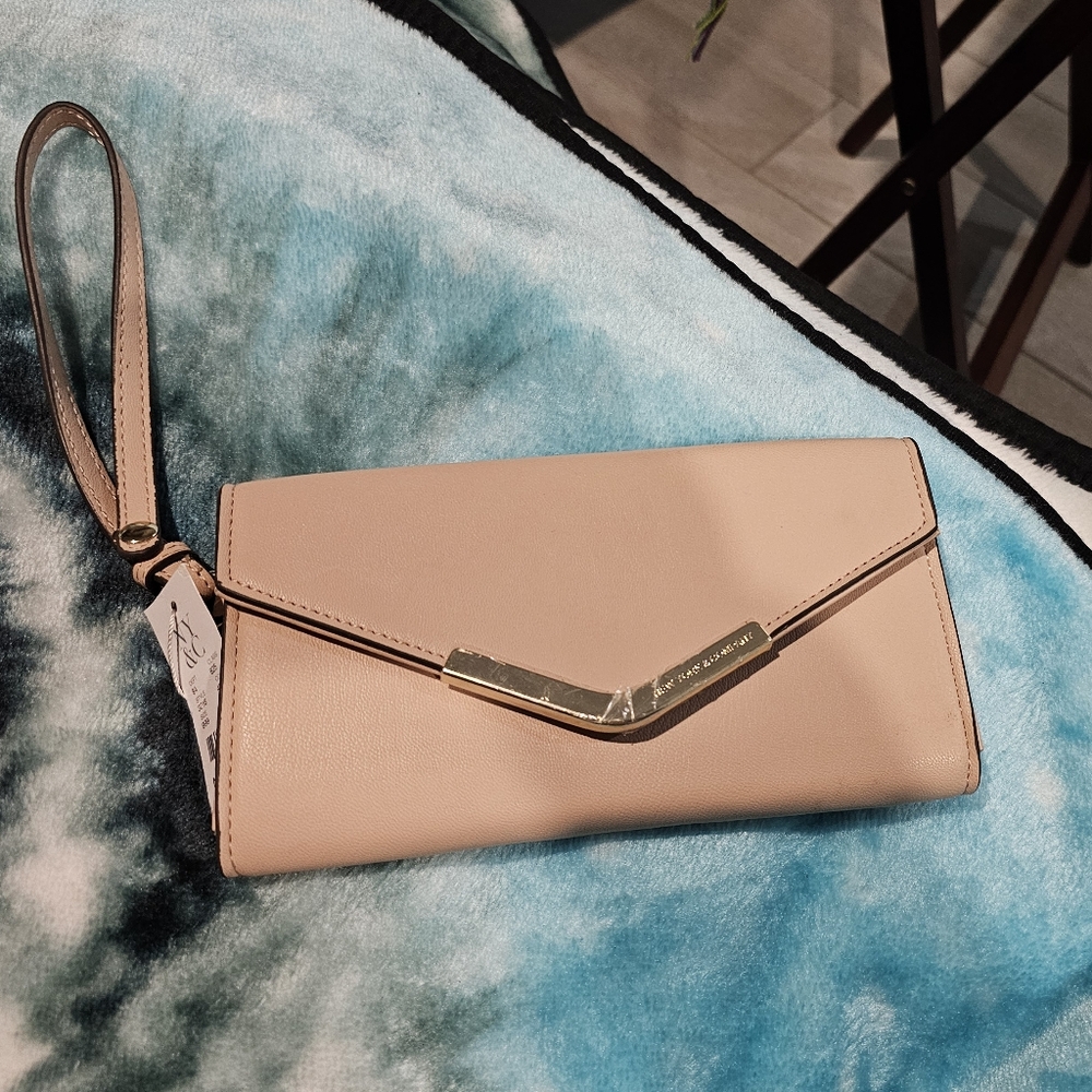 New York & Company Wrist Wallet, Pink, brand new